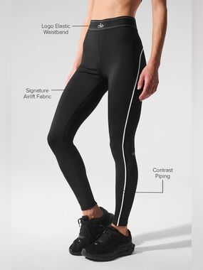 ALO Yoga Airlift High-Waist Suit Up Legging in Black/White - XS